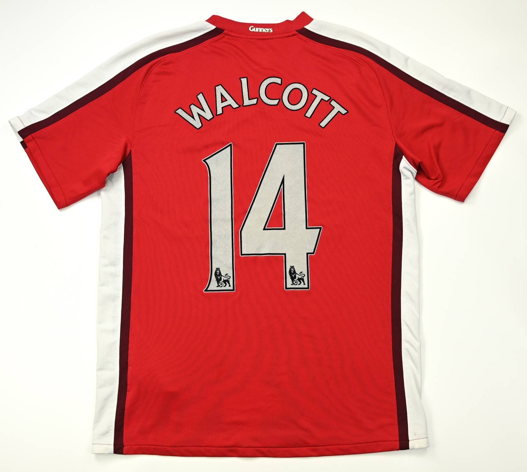 2008 10 ARSENAL LONDON WALCOTT SHIRT M Football Soccer Premier