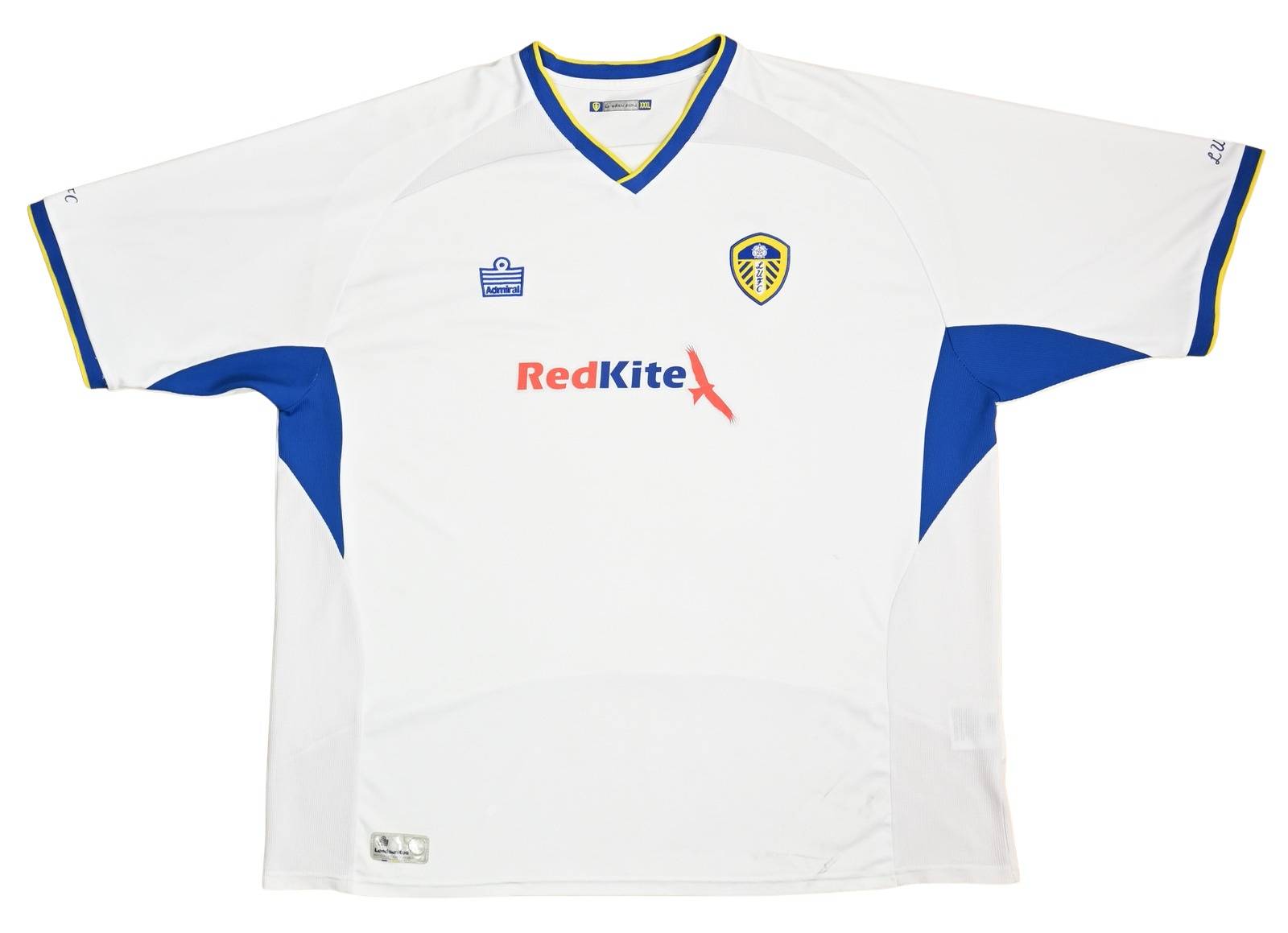 leeds united red kite kit