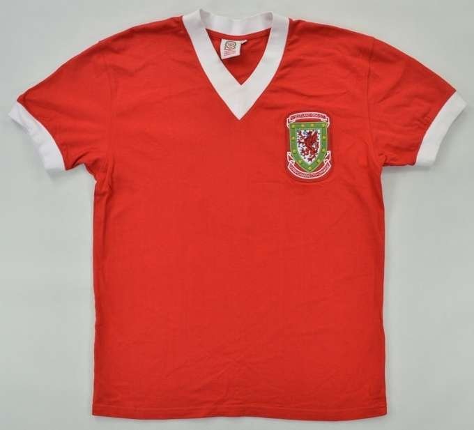 Europe Football / Soccer | International Teams | Classic-Shirts.com