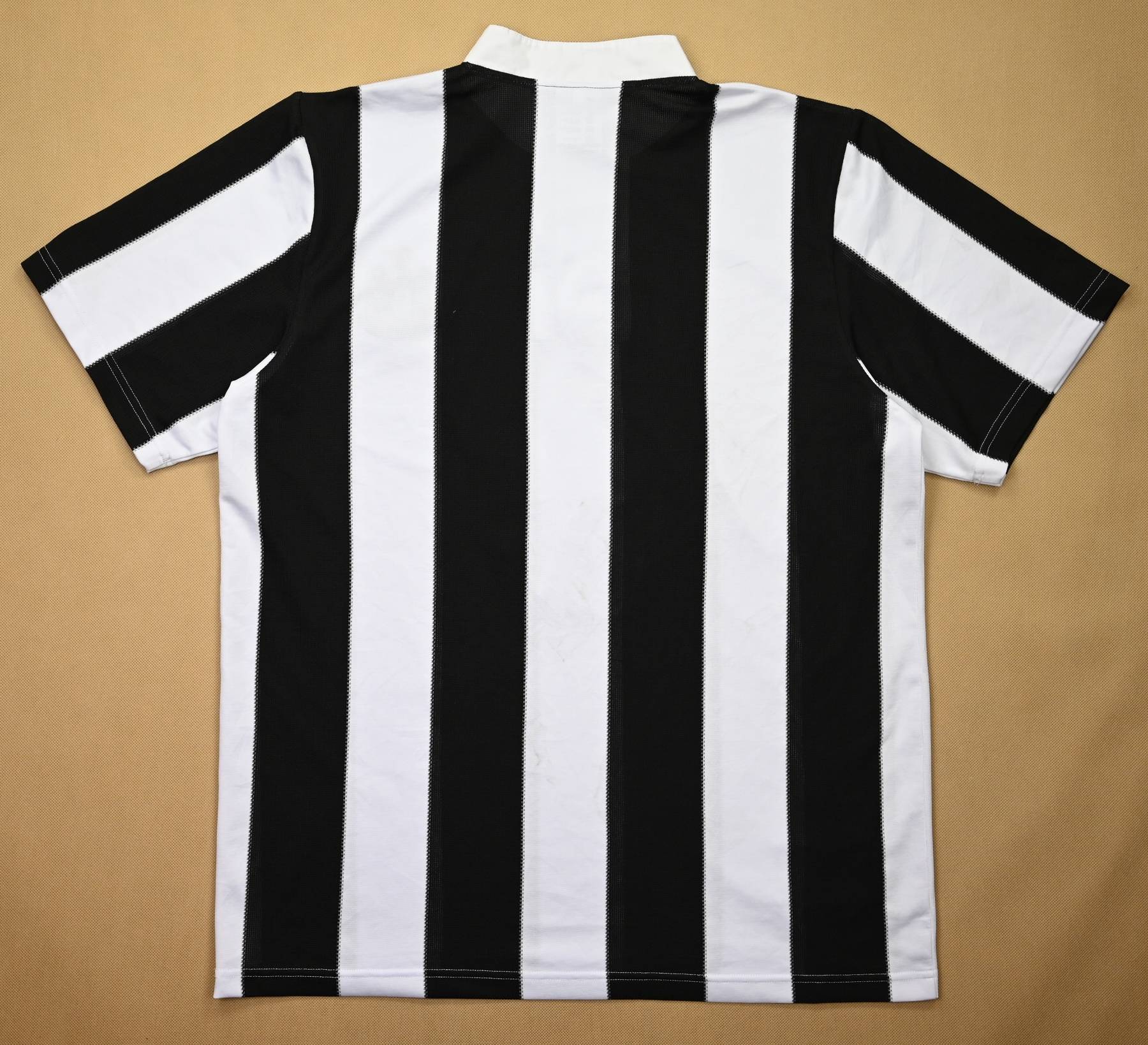 1995-97 NEWCASTLE UNITED REPLICA SHIRT L Football / Soccer \ Premier ...