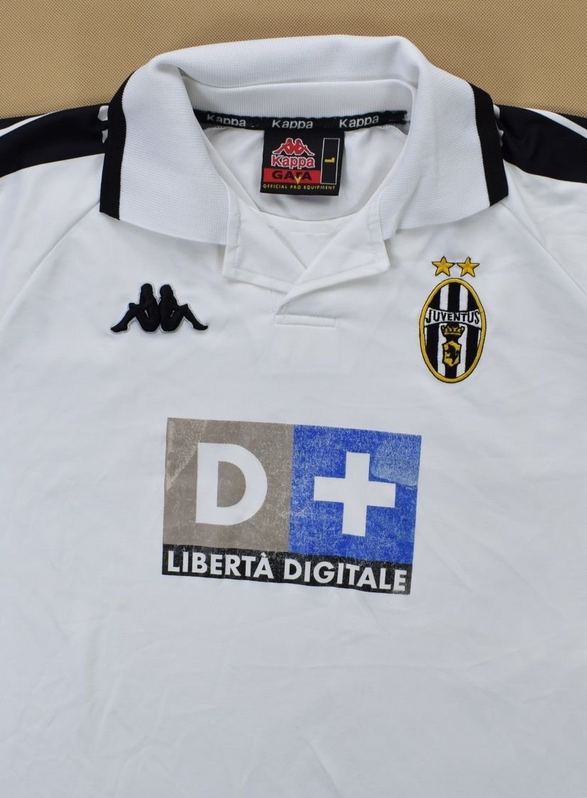 JUVENTUS L Football / Soccer European Clubs \ Italian Clubs \ Juventus | Classic-Shirts.com