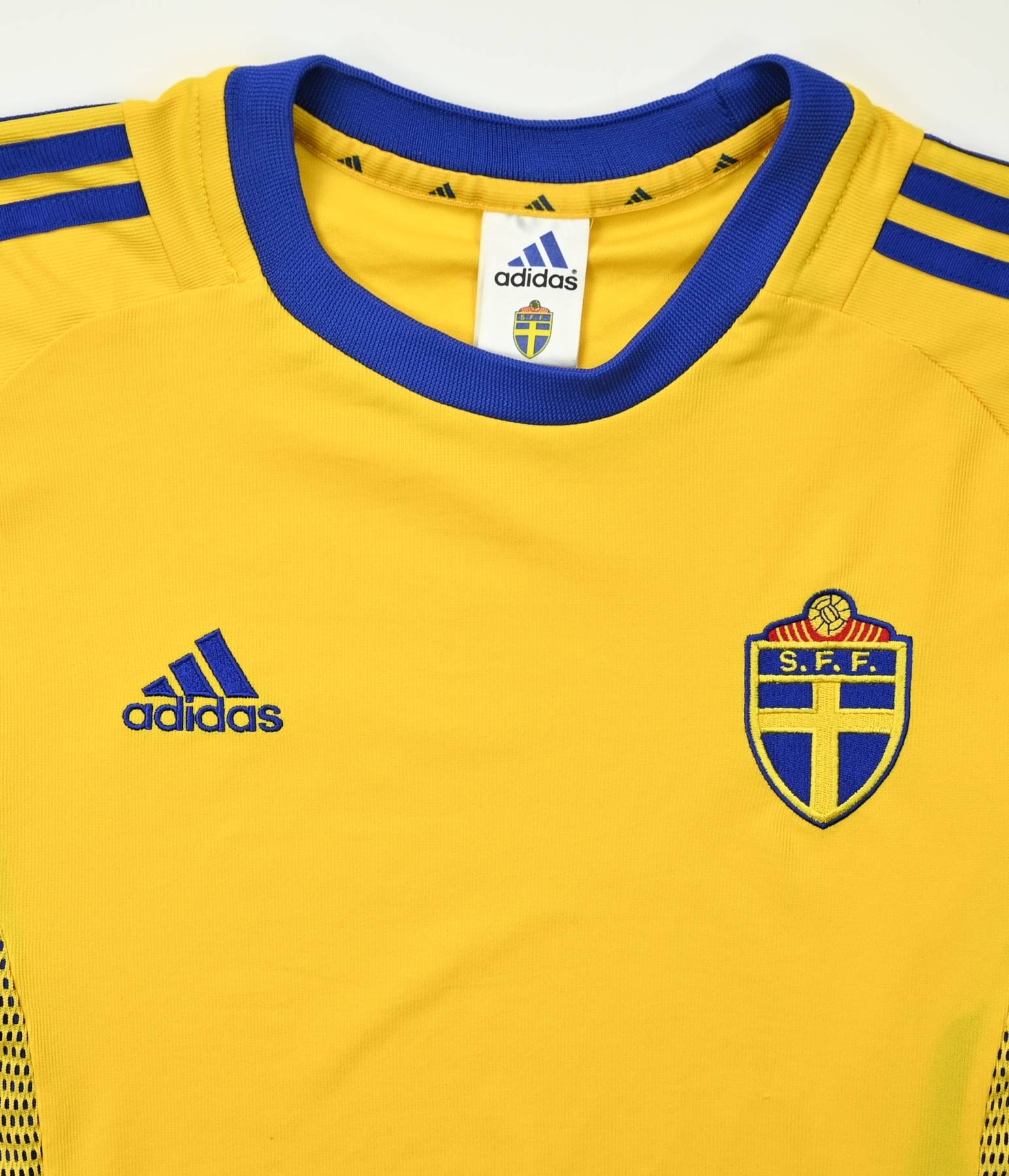 2002/03 Sweden Home Shirt (L) 8.5/10 – Greatest Kits