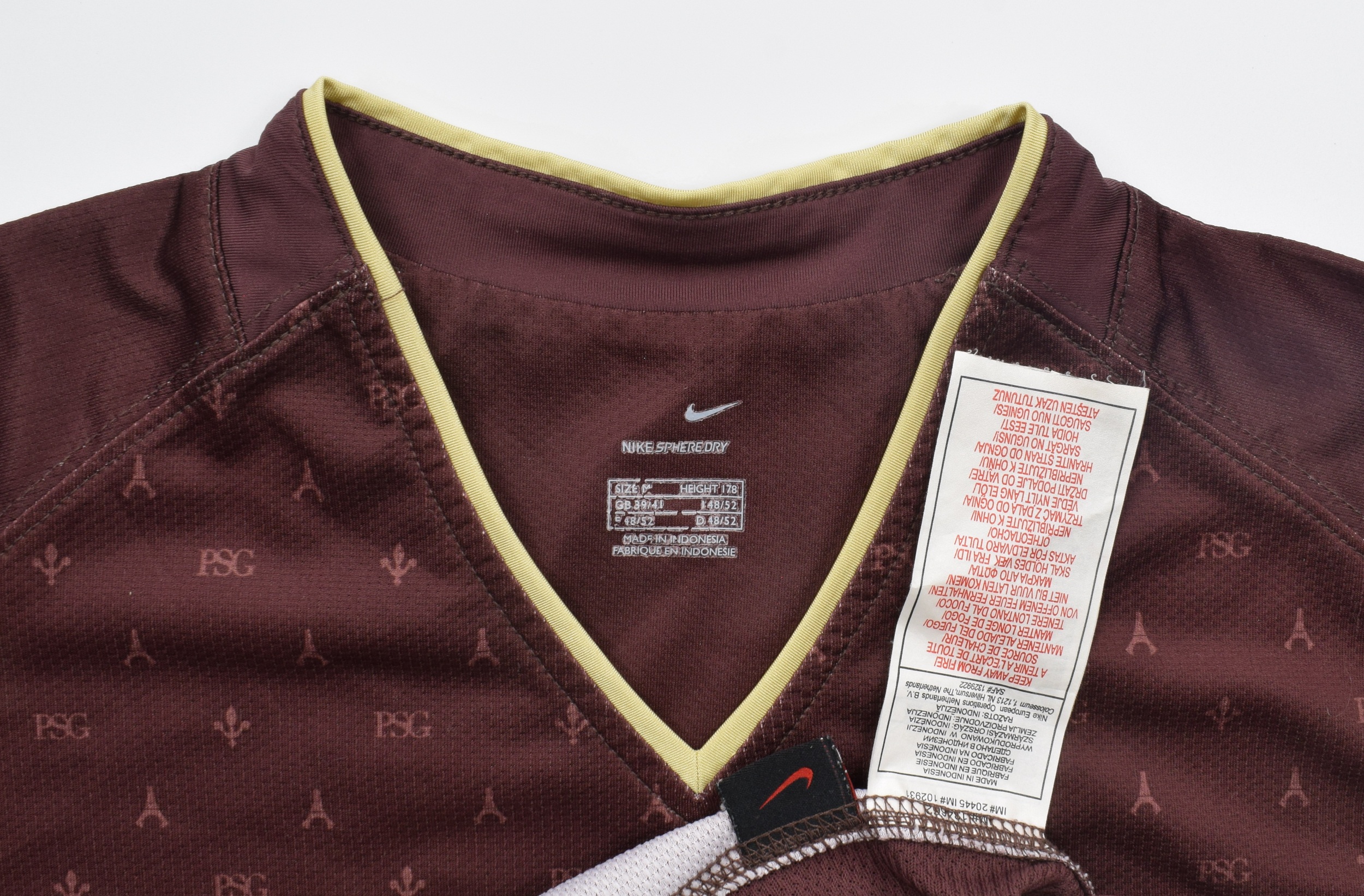 PSG 2006-2007 chocolate Nike XL for Women Paris France rare football shirt