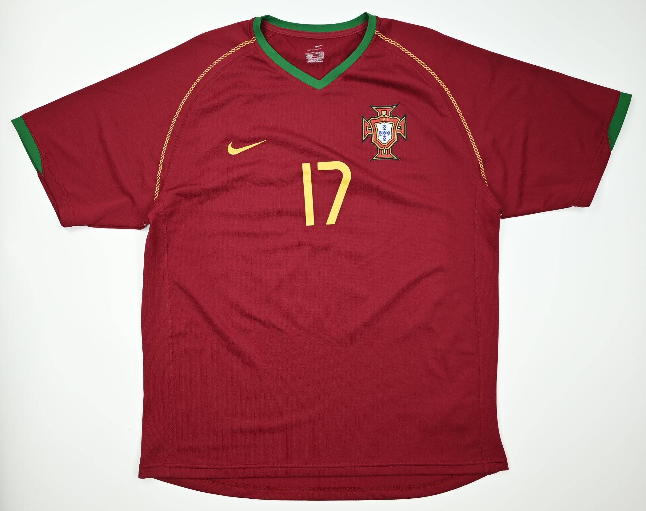 2006-08 PORTUGAL *C. RONALDO* SHIRT L | Classic-Shirts.com