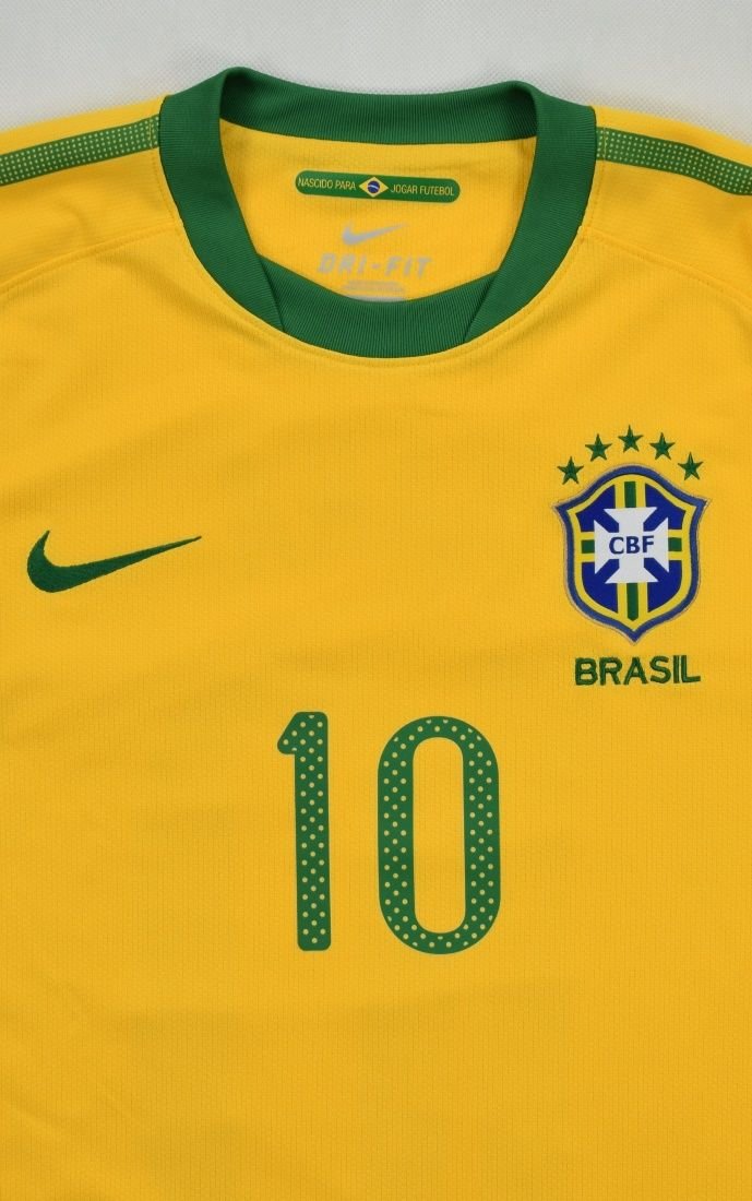 2010-11 BRAZIL *KAKA* SHIRT M Football / Soccer \ International Teams ...