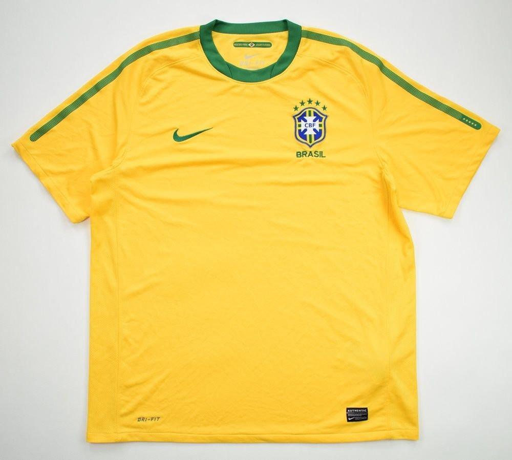 201011 BRAZIL SHIRT L Football / Soccer \ International Teams \ North