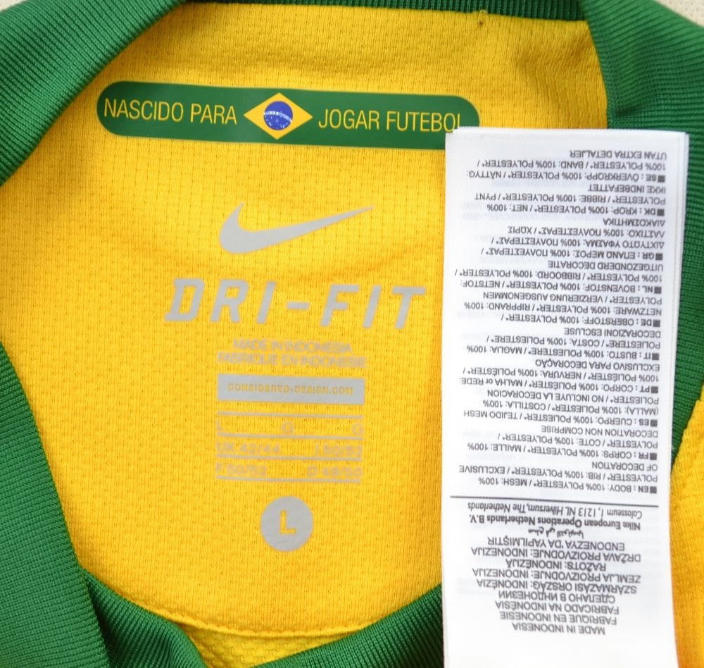201011 BRAZIL SHIRT L Football / Soccer \ International Teams \ North