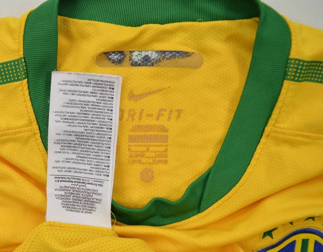 2010-11 BRAZIL SHIRT M Football / Soccer \ International Teams \ North ...