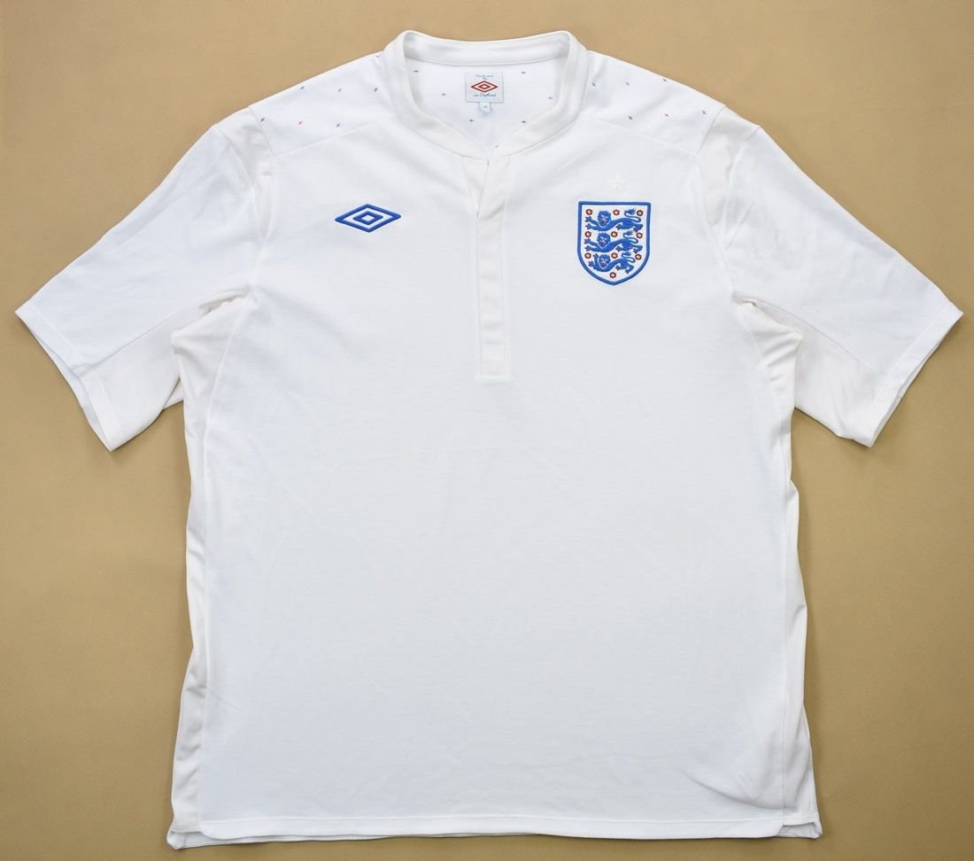201011 ENGLAND SHIRT M Football / Soccer \ International Teams