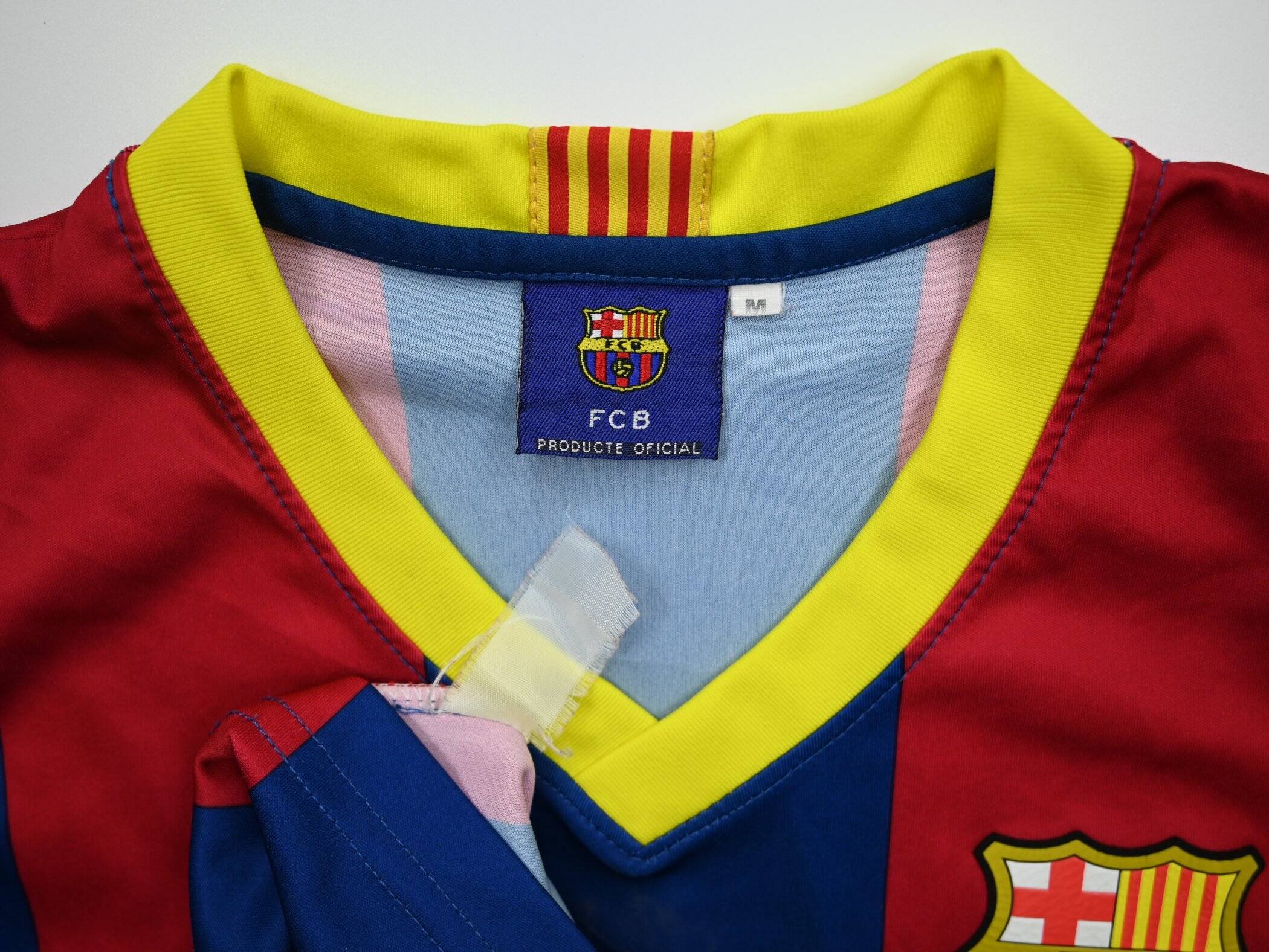 2010-11 FC BARCELONA *DAVID VILLA* SHIRT M | Classic-Shirts.com