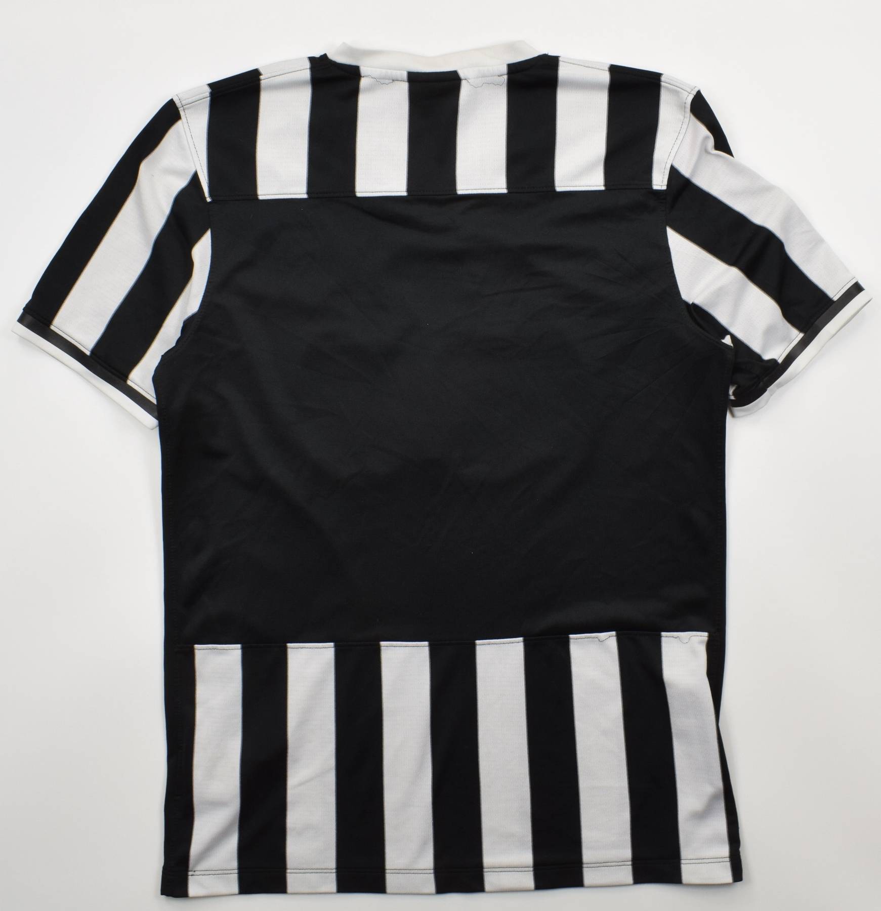 2013-14 JUVENTUS SHIRT M Football / Soccer \ European Clubs \ Italian ...