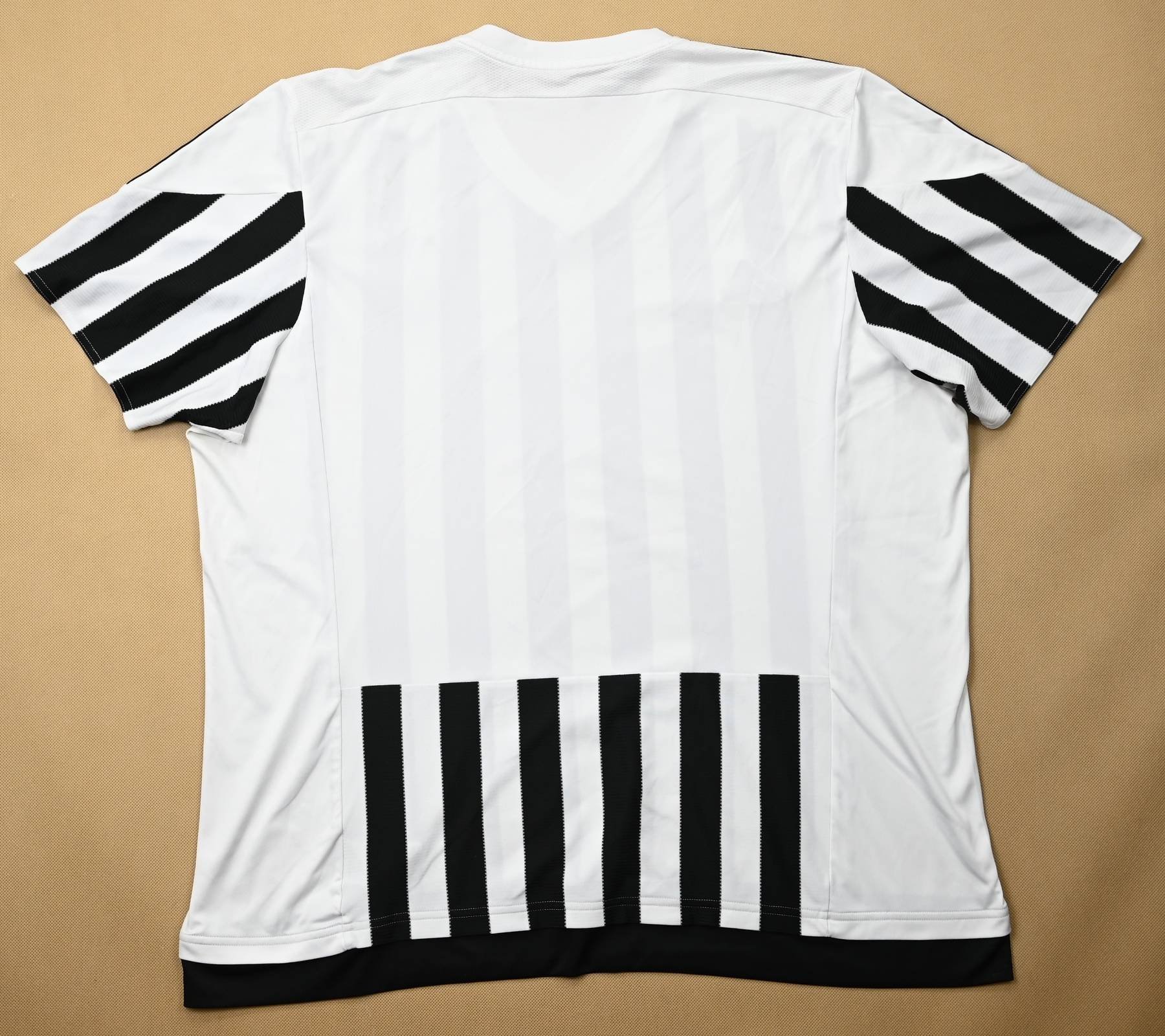 2015-16 JUVENTUS SHIRT XXL Football / Soccer \ European Clubs \ Italian ...