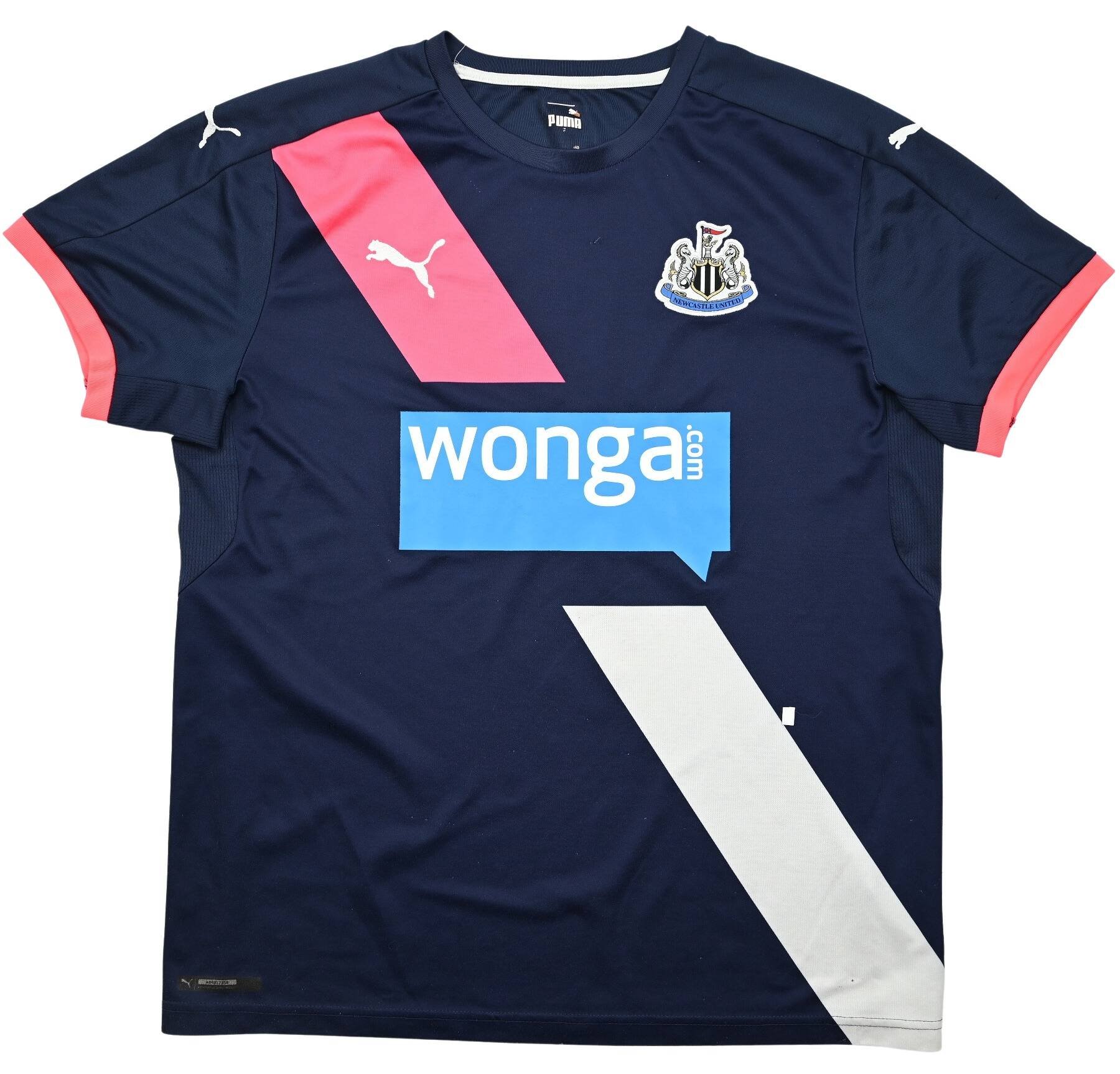 2015-16 NEWCASTLE UNITED SHIRT M Football / Soccer \ Premier League ...