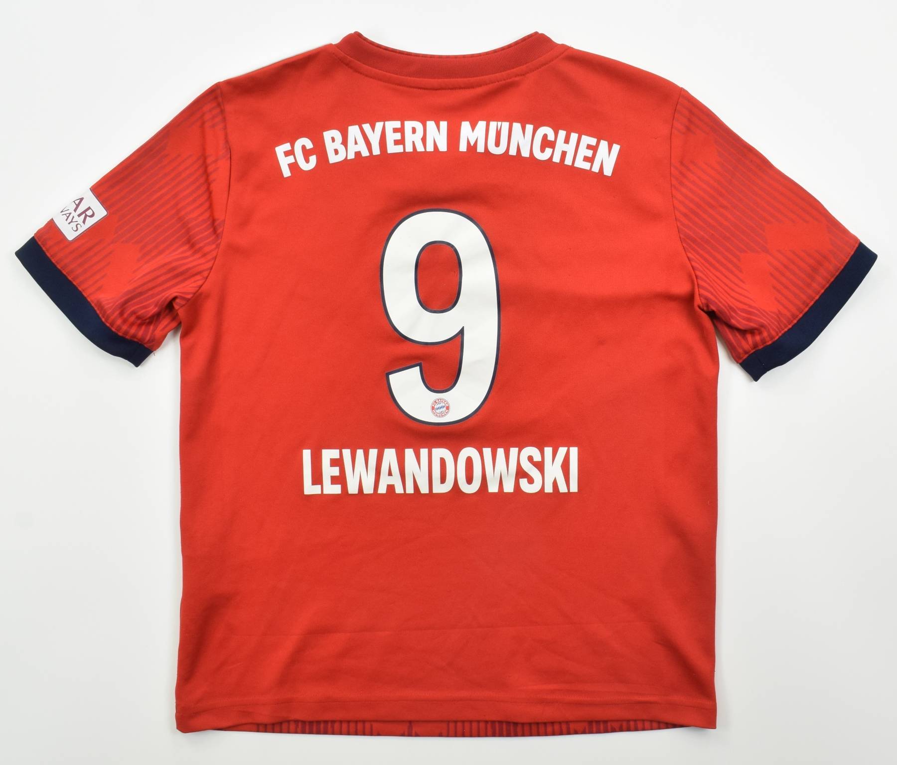 Lewandowski jersey best sale bayern munich