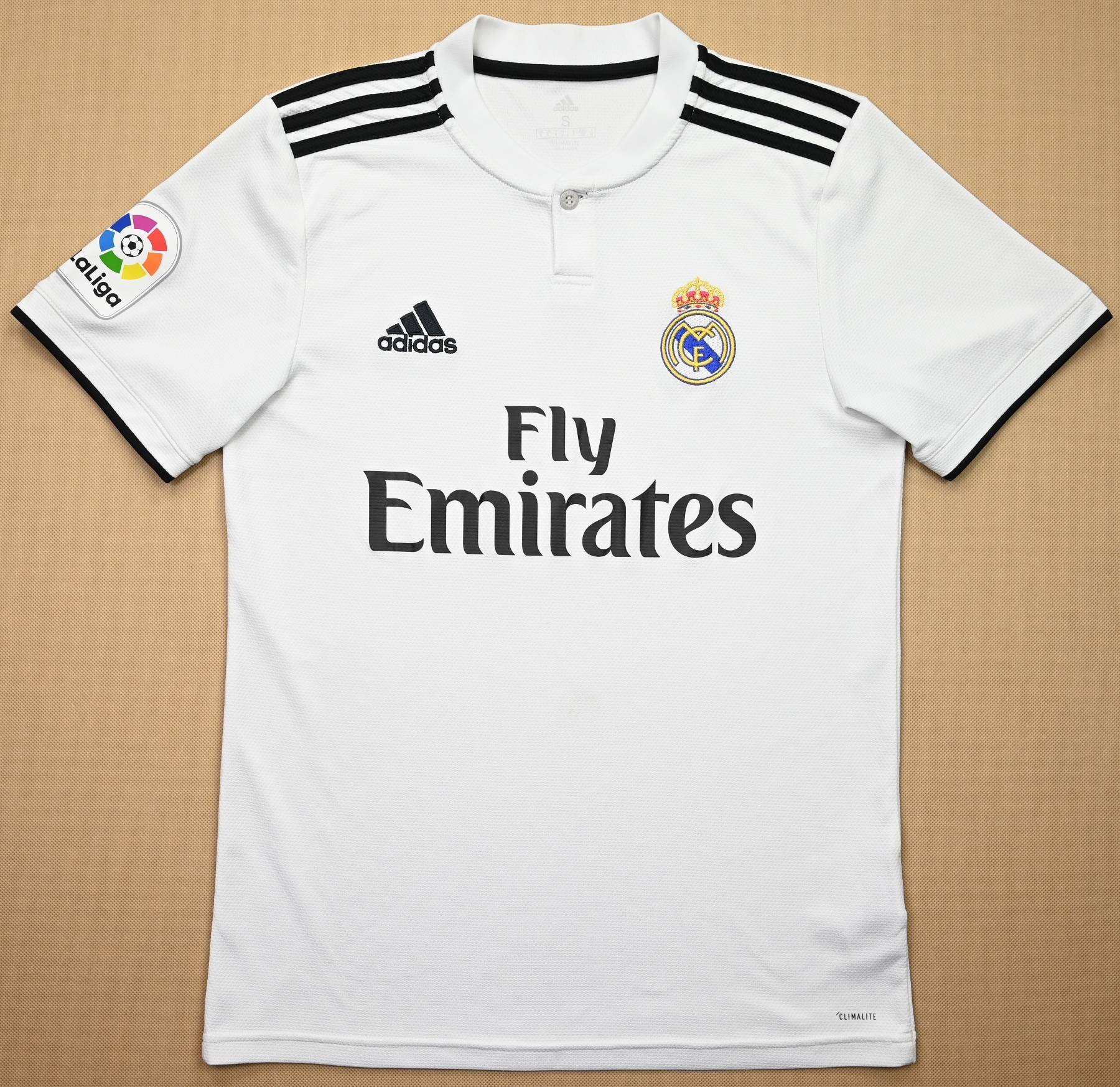 2018-19 REAL MADRID SHIRT S Football / Soccer \ European Clubs ...