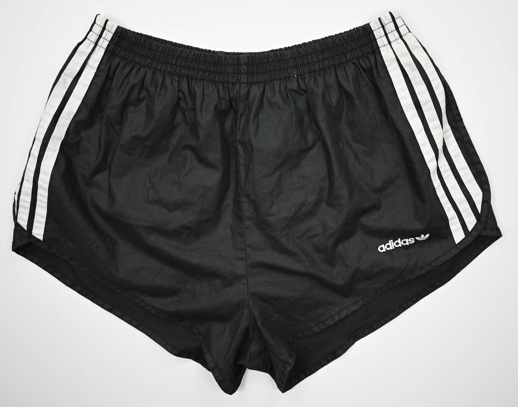 ADIDAS OLDSCHOOL SHORTS M Other \ Vintage | Classic-Shirts.com