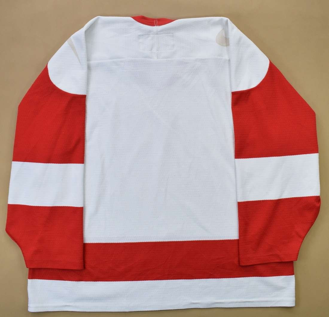 AUSTRIA HOCKEY SHIRT L Other Shirts \ Hockey