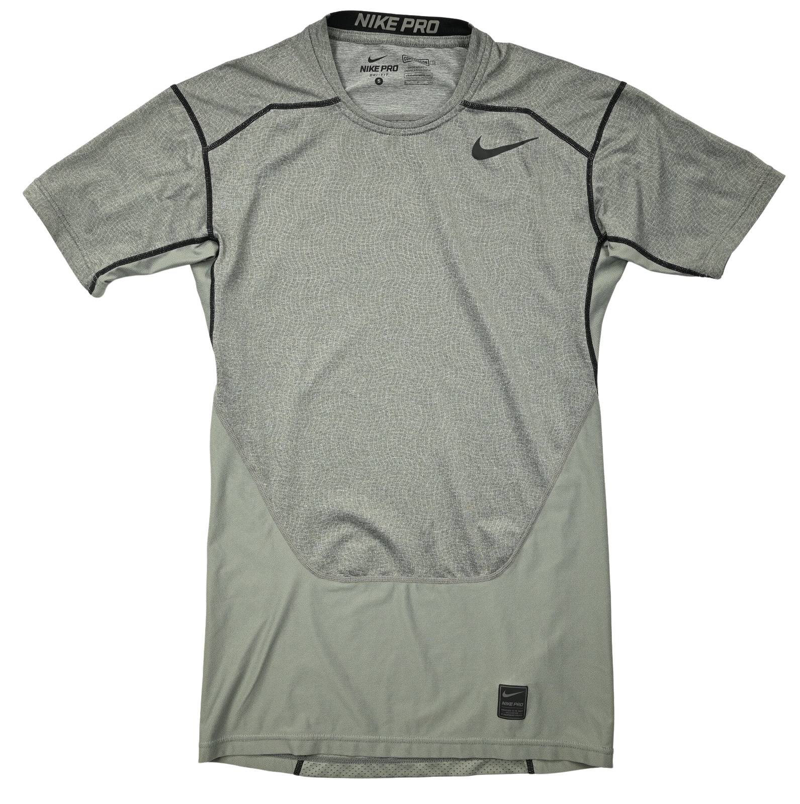 NIKE THERMAL SHIRT S Other Shirts \ Other Sports New in | Classic ...