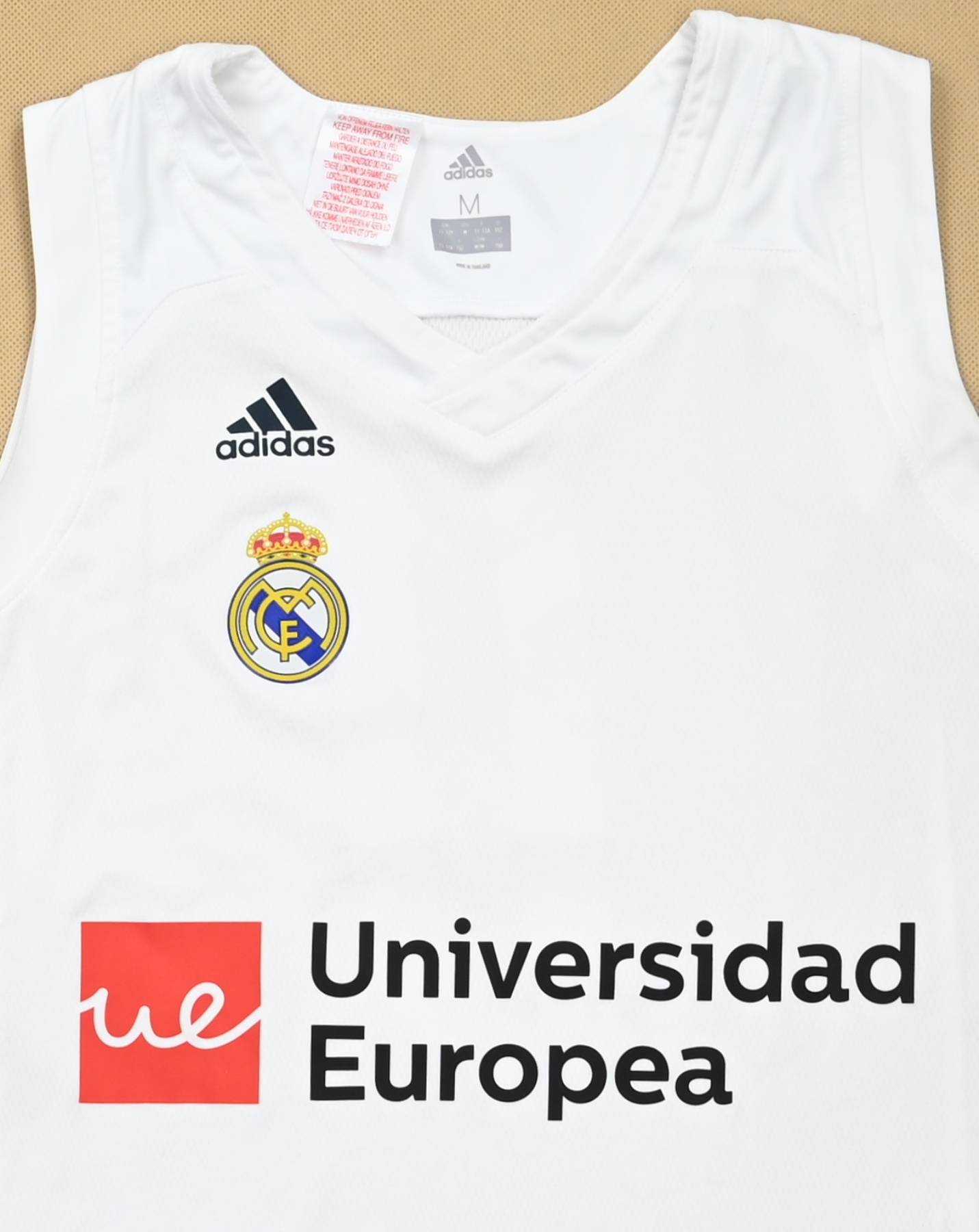 Real Madrid Basketball Logo  Real madrid basketball, Real madrid, Real  madrid official