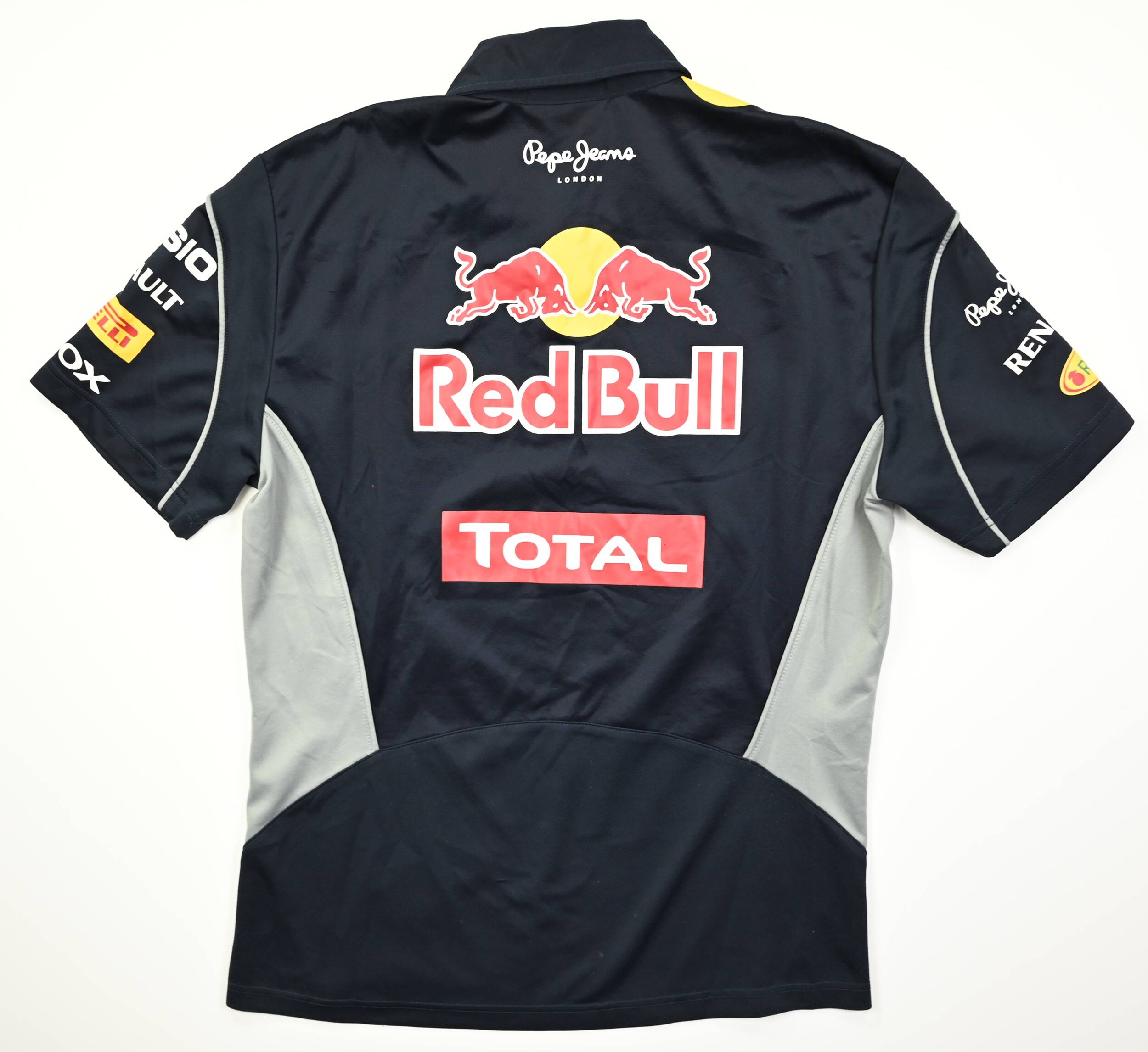 RED BULL F1 RACING SHIRT M | Classic-Shirts.com