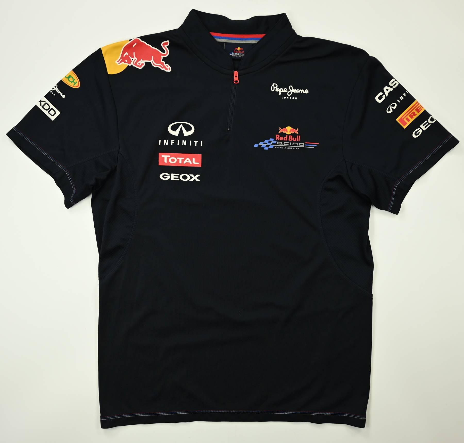 RED BULL RACING F1 SHIRT L Other \ Other Sports | Classic-Shirts.com