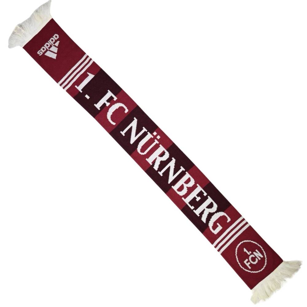 1. FC NURNBERG FRANKEN STEHT HINTER SEINEM CLUB SCARF
