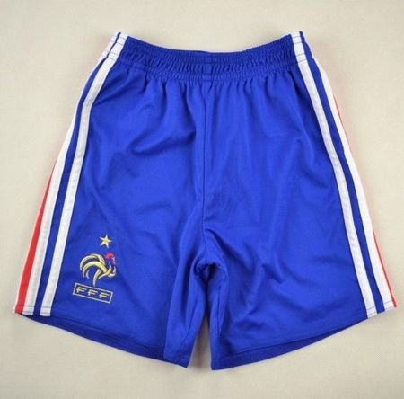 FRANCE SHORTS SIZE 5/6 YEARS
