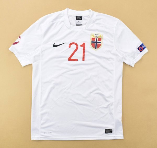 NORWAY WOMAN MATCH ISSUE SHIRT M