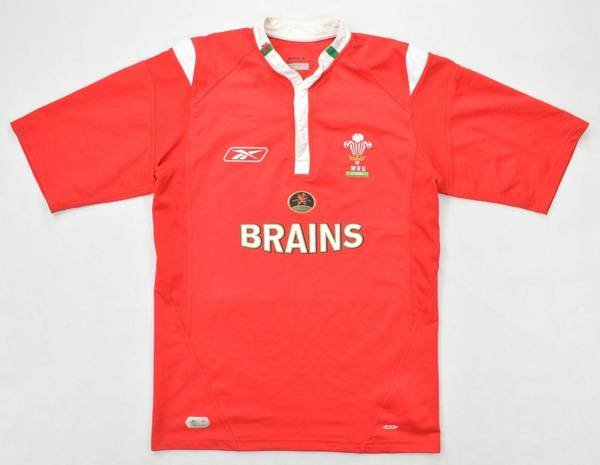 WALES RUGBY UNDER ARMOUR SHIRT M