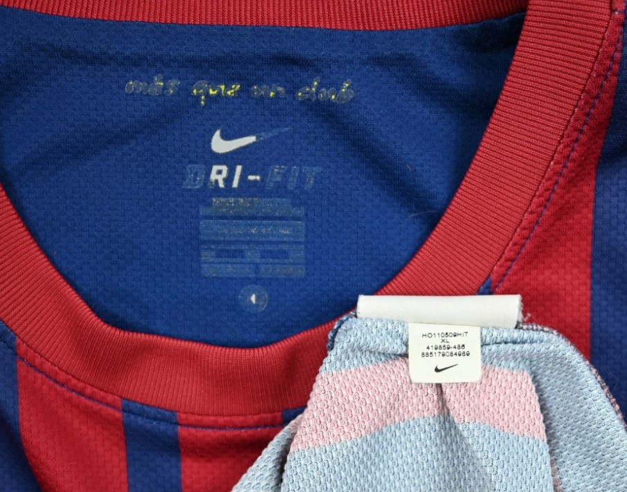 2011-12 BARCELONA *MESSI* SHIRT XL. BOYS