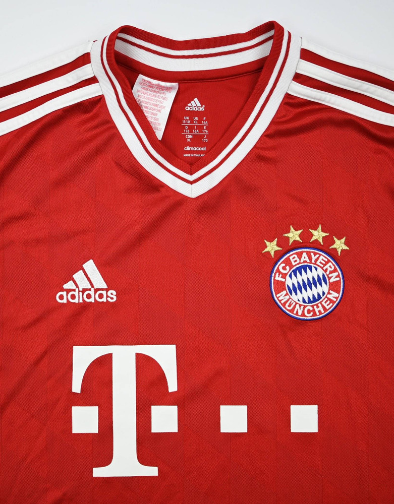 2013-14 BAYERN MUNCHEN KOSZULKA XL. BOYS