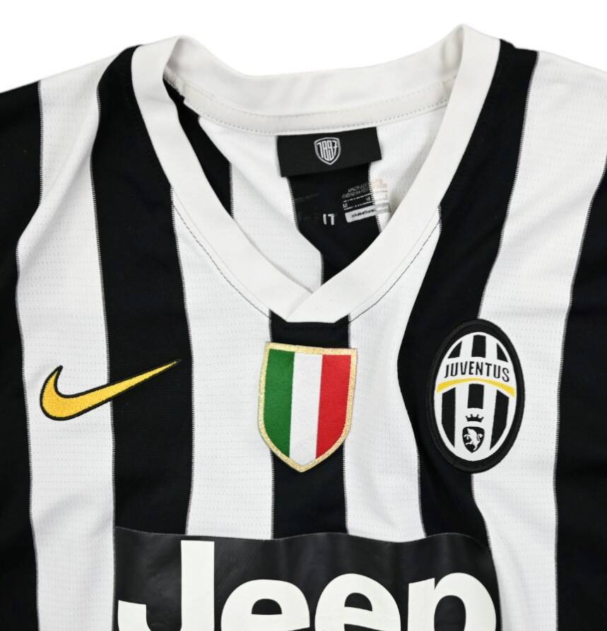 2013-14 JUVENTUS *VIDAL* SHIRT M