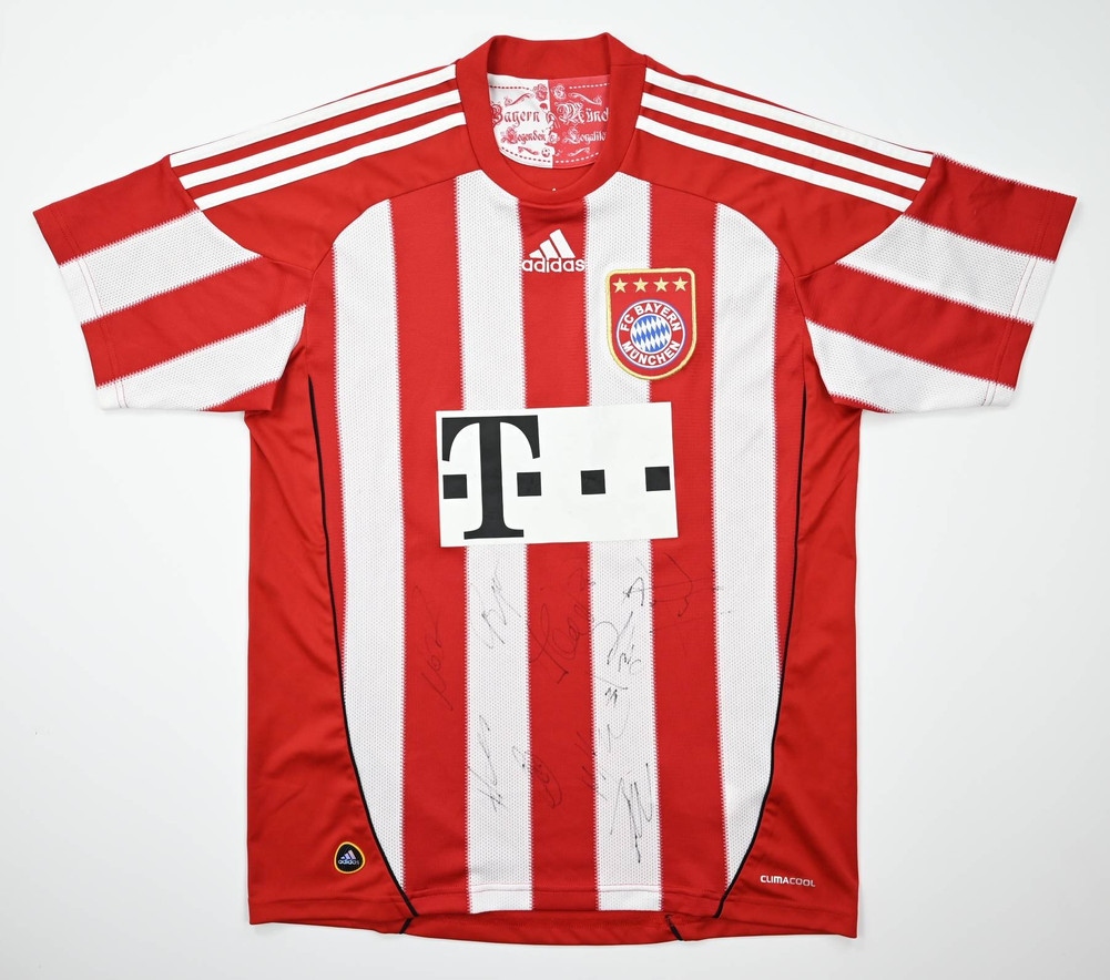 2010-11 BAYERN MUNCHEN *SCHWEINSTEIGER* SHIRT XL. BOYS