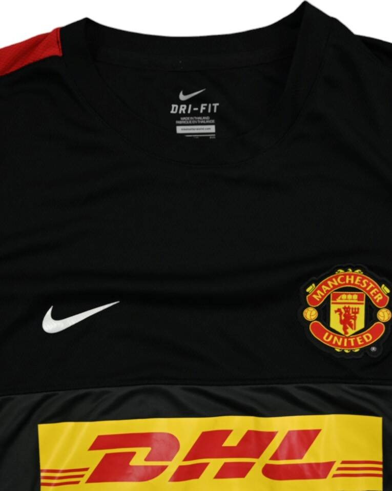 MANCHESTER UNITED SHIRT XL. BOYS