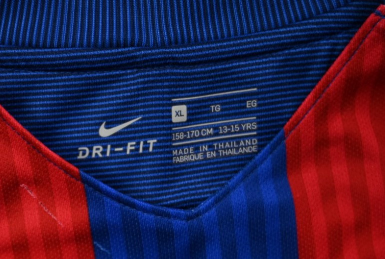 2016-17 BARCELONA *MESSI* KOSZULKA XL. BOYS 