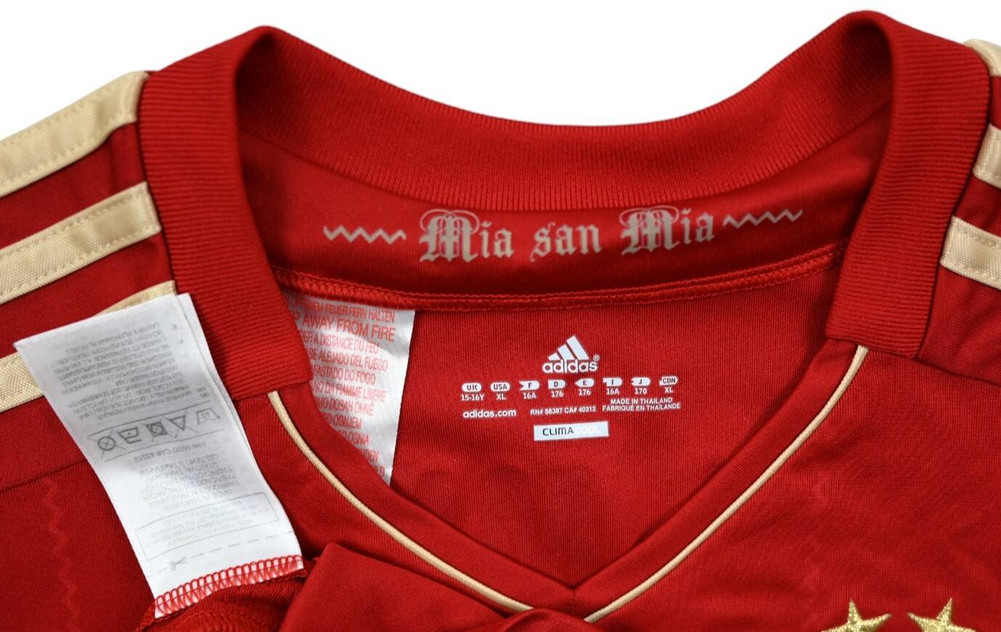 2011-13 BAYERN MUNCHEN KOSZULKA XL. BOYS