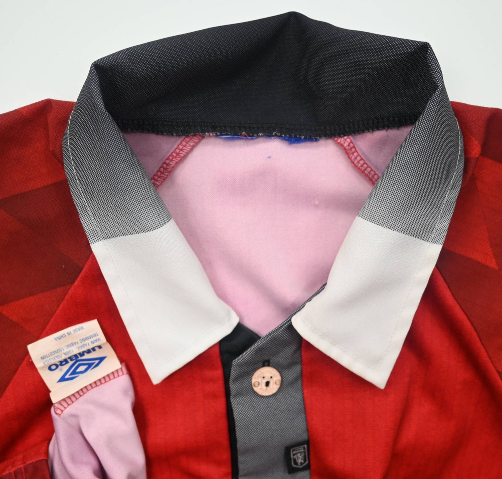 1996-98 MANCHESTER UNITED *CANTONA* SHIRT XL