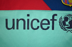 2010-11 BARCELONA *PIQUE* SHIRT L. BOYS