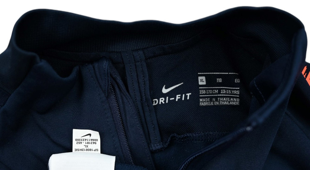 FC BARCELONA BLUZA XL. BOYS 