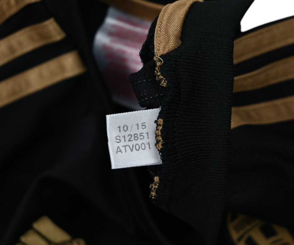 2015-16 JUVENTUS SHIRT XS. BOYS