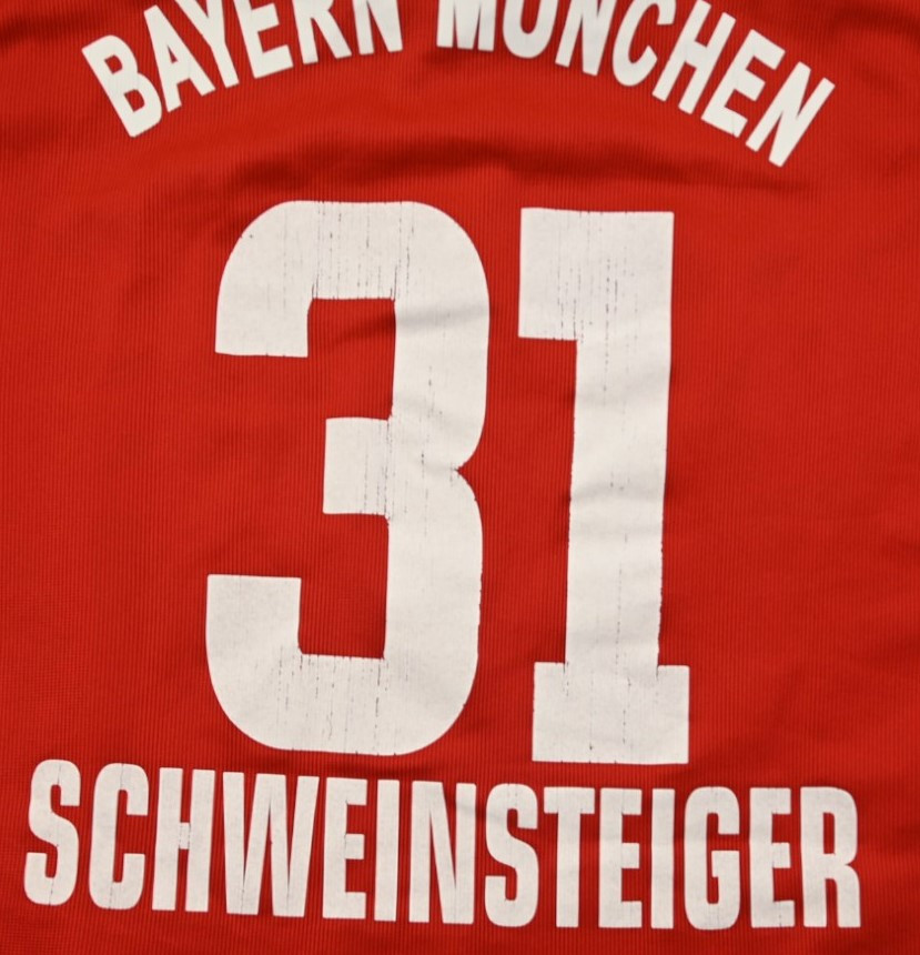 2005-06 BAYERN MUNCHEN *SCHWEINSTEIGER* SHIRT XL. BOYS