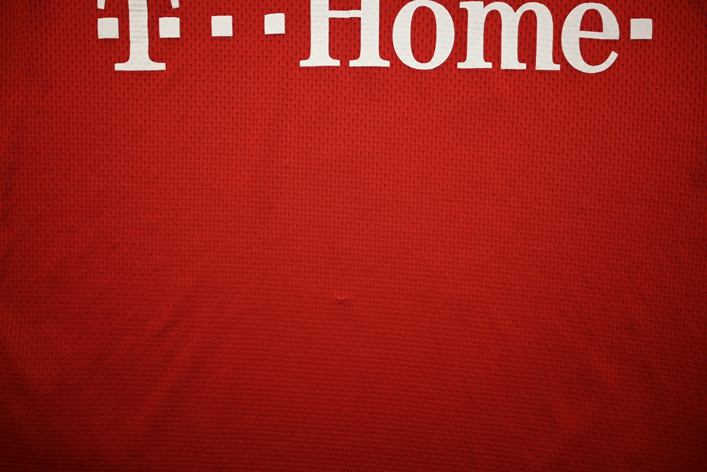 2009-10 BAYERN MUNCHEN *VAN BOMMEL* SHIRT XL