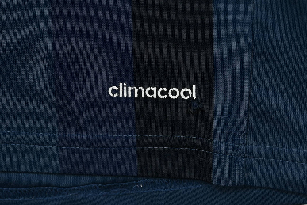 2013-14 BAYERN MUNCHEN SHIRT XS. BOYS