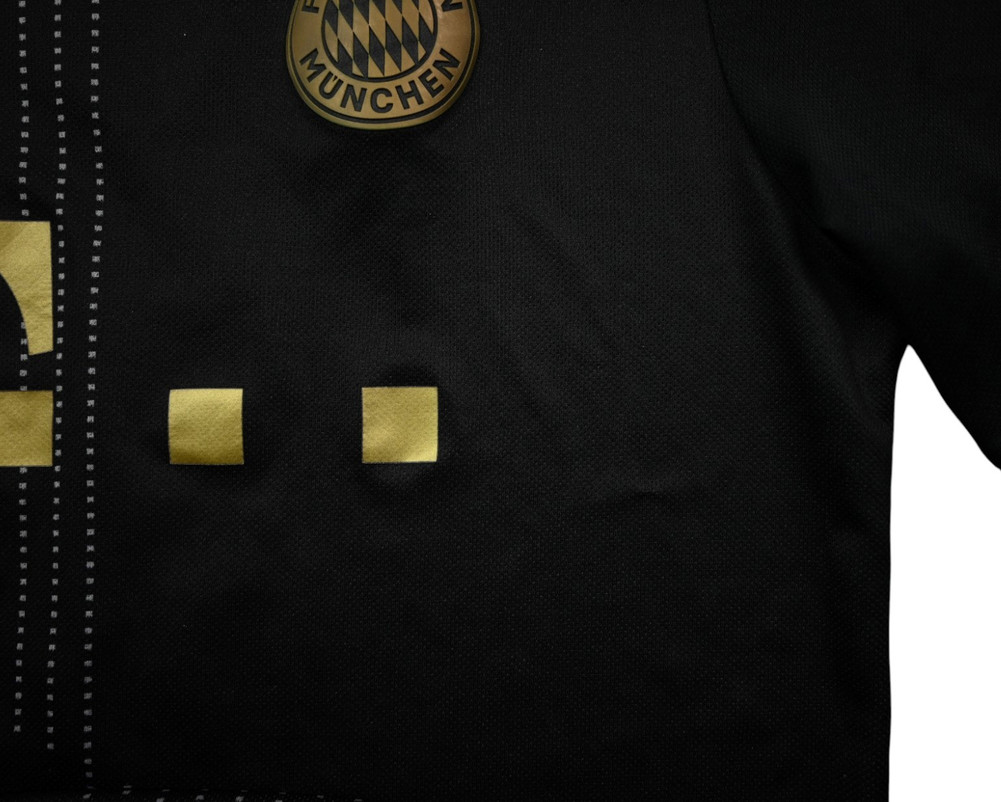 2021-22 BAYERN MUNCHEN *LEWANDOWSKI* SHIRT XL. BOYS