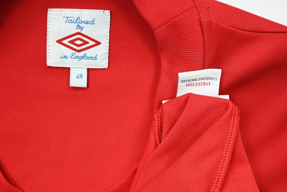 2010-11 ENGLAND *CARRAGHER* SHIRT XL