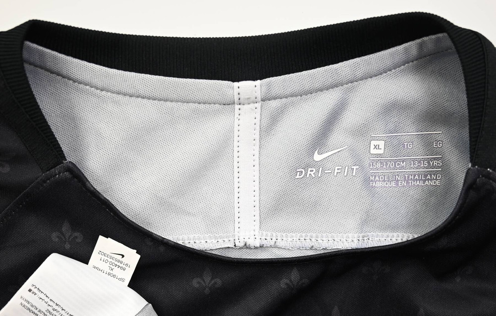 PARIS SAINT-GERMAIN SHIRT XL. BOYS