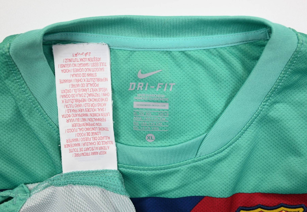 2010-12 FC BARCELONA *MESSI* SHIRT XL. BOYS