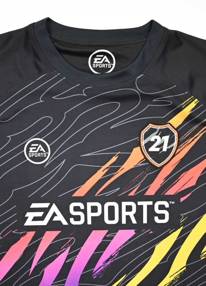 EA SPORTS FIFA 21 ULTIMATE TEAM SHIRT L
