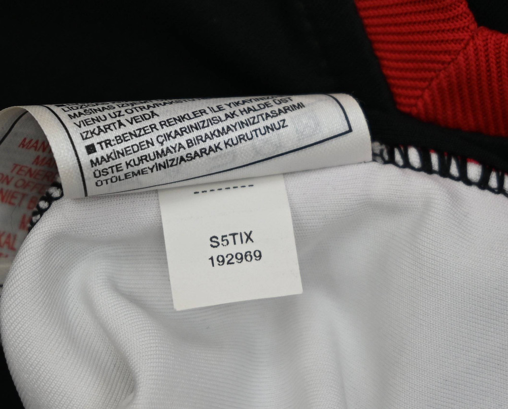 MANCHESTER UNITED SHIRT L