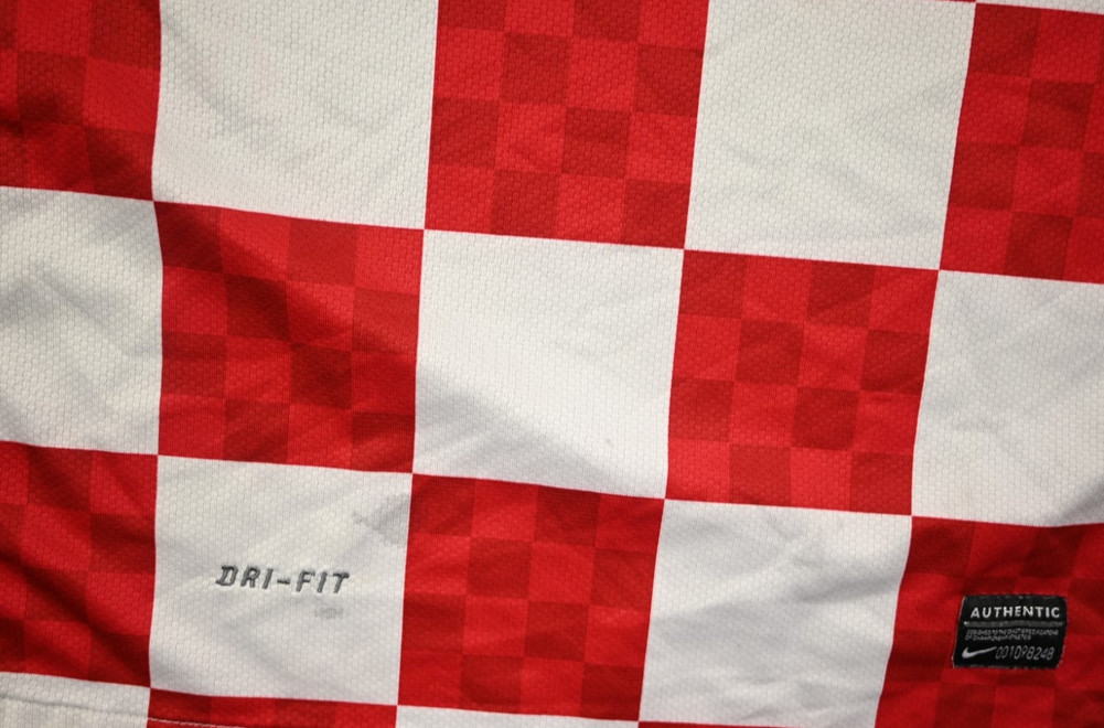 2010-12 CROATIA SHIRT M
